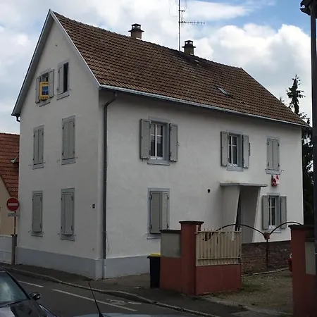 Daire Le Cosy Strasbourg Calme Et Confortable Avec Parking Gratuit, 10 Mn Du Parlement Europeen Et Du Wacken De 1 A 24 Voyageurs