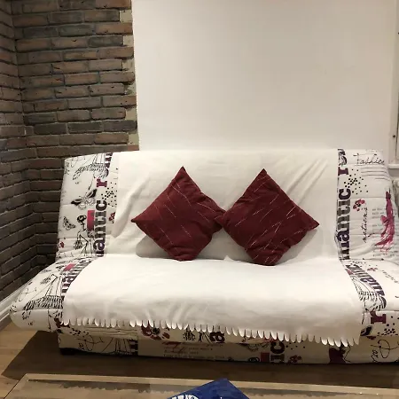 Le Cosy calme et confortable avec parking gratuit proche du centre de Strasbourg, du Parlement Européen et du Wacken de 1 à 24 voyageurs Apartamento Schiltigheim