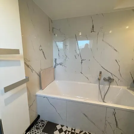 Le Cosy - Ateliers Sncf - Calme - Parking Apartman *