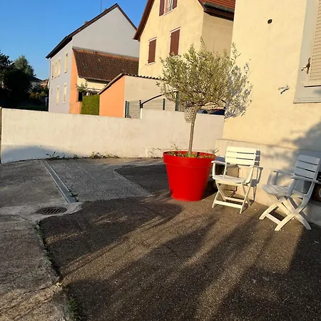 Le Cosy Strasbourg Calme Et Confortable Avec Parking Gratuit, 10 Mn Du Parlement Europeen Et Du Wacken De 1 A 24 Voyageurs * Schiltigheim