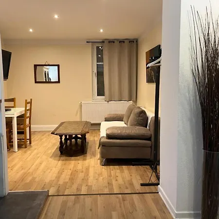 Daire Le Cosy Strasbourg Calme Et Confortable Avec Parking Gratuit, 10 Mn Du Parlement Europeen Et Du Wacken De 1 A 24 Voyageurs Schiltigheim