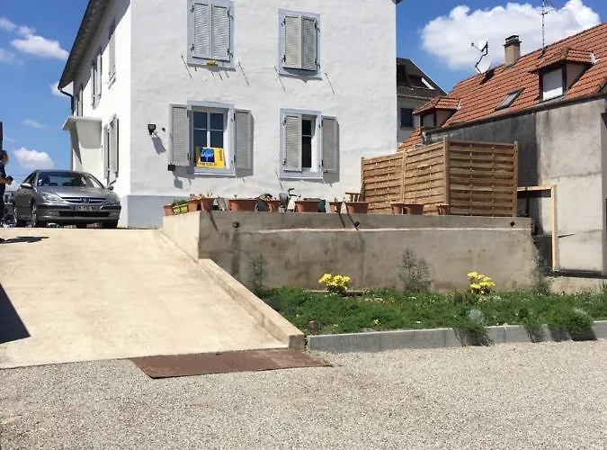 Le Cosy - Calme - Parking- A Proximite Du Wacken Et Des Ateliers Sncf *